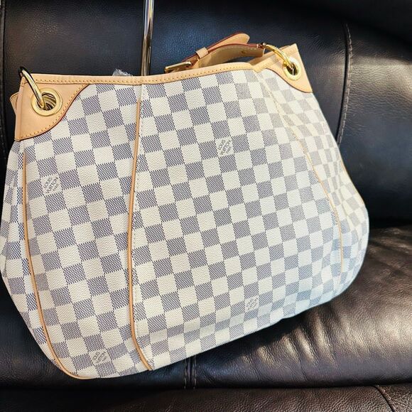Never Used Louis Vuitton Galliera PM Damier Azur - Picture 9 of 16